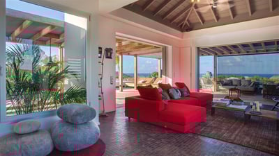 Luxury Villa Photo #40