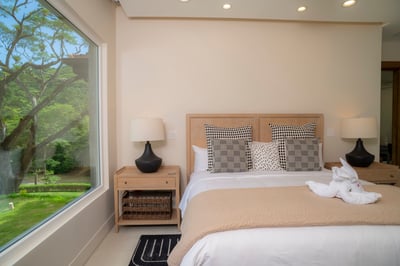 Luxury Villa Photo #53