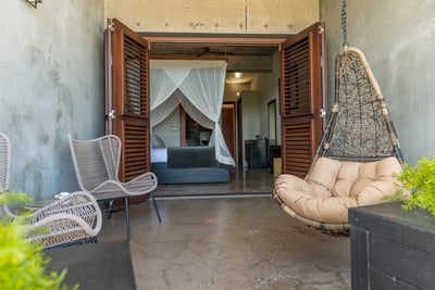 Luxury Villa Photo #16
