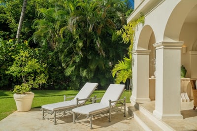 Luxury Villa Photo #6
