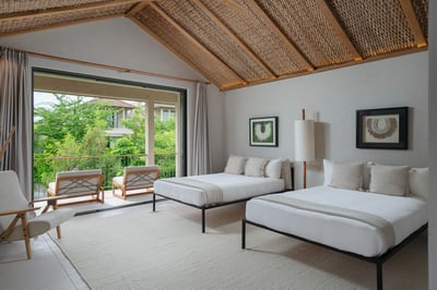 Luxury Villa Photo #35