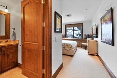 Luxury Villa Photo #27