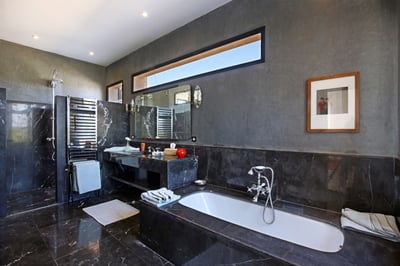 Luxury Villa Photo #19