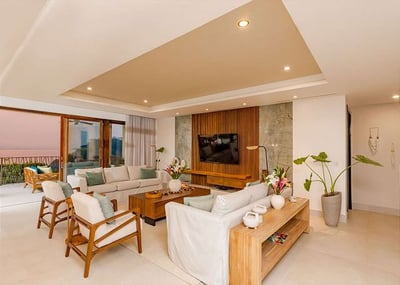Luxury Villa Photo #7