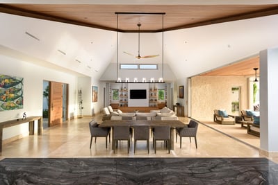 Luxury Villa Photo #17