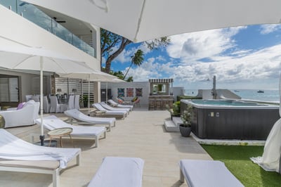 Luxury Villa Photo #12