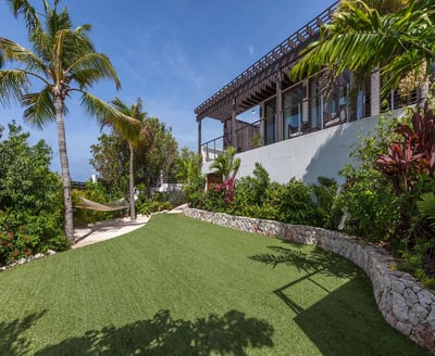 Luxury Villa Photo #4