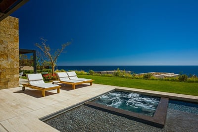 Luxury Villa Photo #10