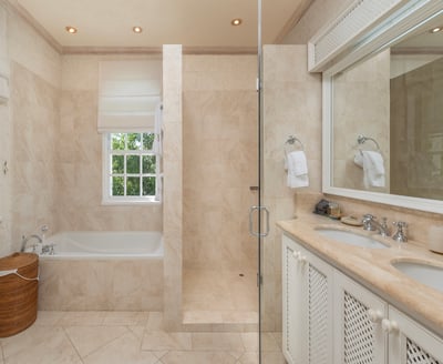 Luxury Villa Photo #55