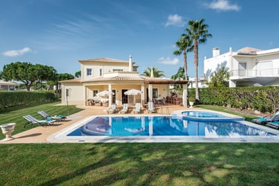 Luxury Villa Photo #4
