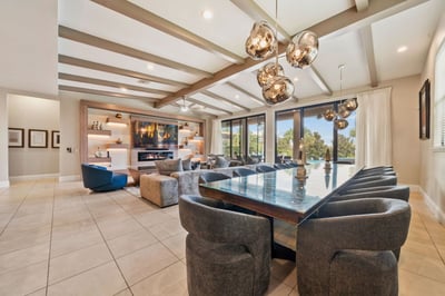 Luxury Villa Photo #17