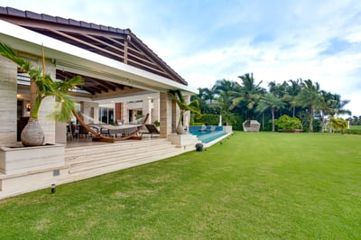 Luxury Villa Photo #8
