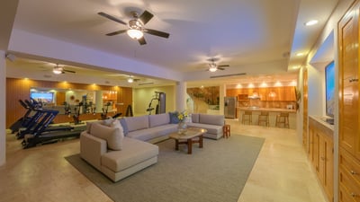 Luxury Villa Photo #46