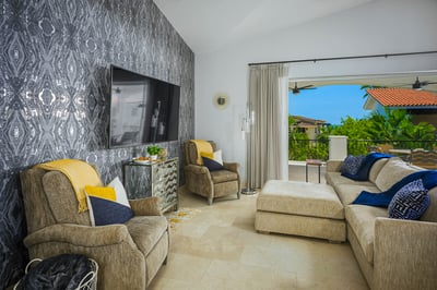 Luxury Villa Photo #9