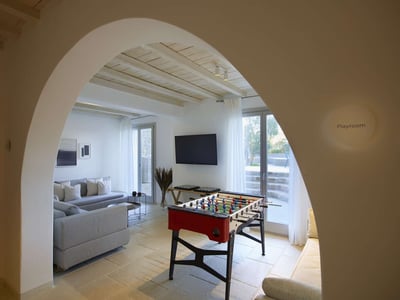 Luxury Villa Photo #21