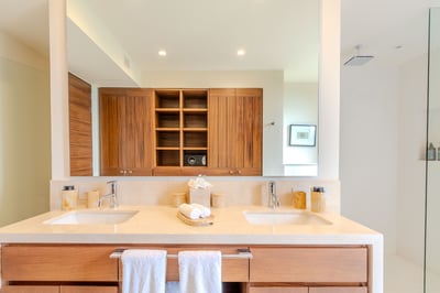 Luxury Villa Photo #17
