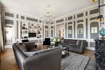 Luxury Villa Photo #5