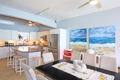 Luxury Villa Photo #25