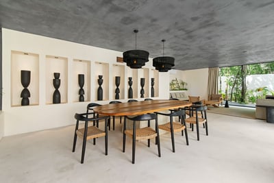Luxury Villa Photo #13