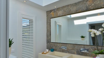 Luxury Villa Photo #30