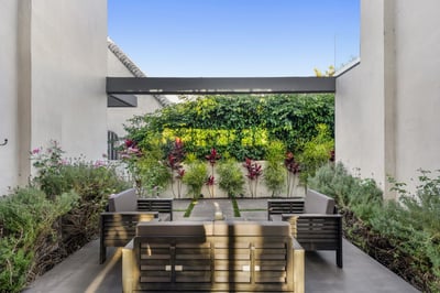 Luxury Villa Photo #10
