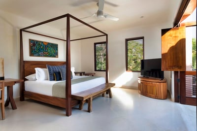 Luxury Villa Photo #27