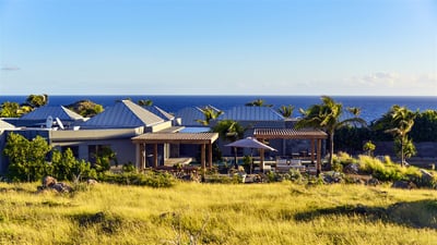 Luxury Villa Photo #14