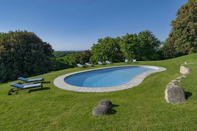 Luxury Villa Photo #5