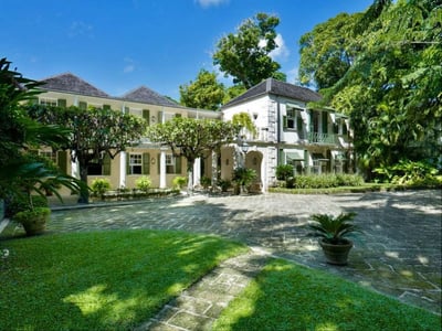 Luxury Villa Photo #5