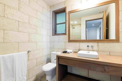 Villa Royal | Bathroom