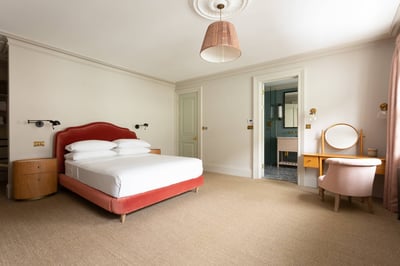 Luxury Villa Photo #11