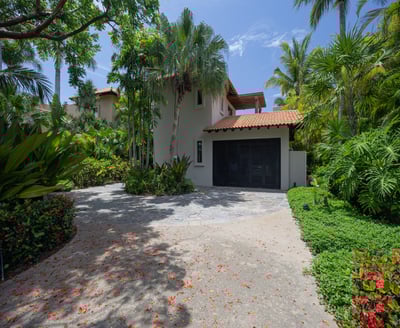 Luxury Villa Photo #20