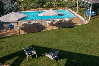 Luxury Villa Photo #4