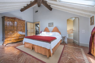 Luxury Villa Photo #49