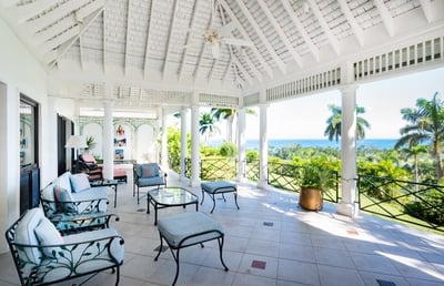 Luxury Villa Photo #4