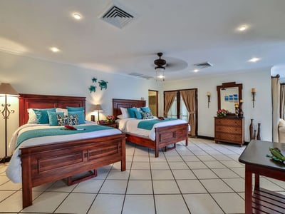 Queen-sized comfort for everyone! Master Bedroom #4!