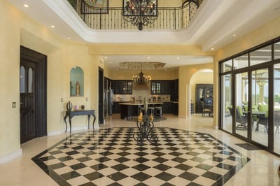 Luxury Villa Photo #10