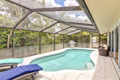 Luxury Villa Photo #4
