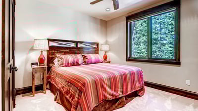 King suite 1 on lower level