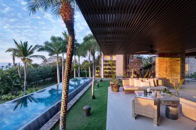 Luxury Villa Photo #8
