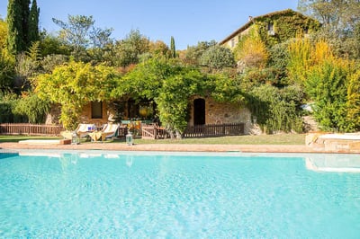 Luxury Villa Photo #3