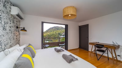 Luxury Villa Photo #47