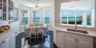 Luxury Villa Photo #19