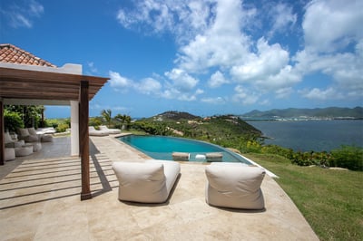 Luxury Villa Photo #8