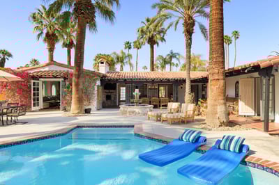 Luxury Villa Photo #7
