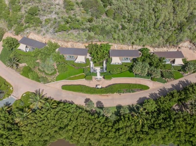 Luxury Villa Photo #2