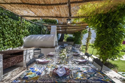 Luxury Villa Photo #11