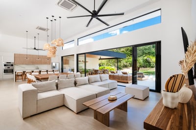 Luxury Villa Photo #14