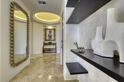 Luxury Villa Photo #41