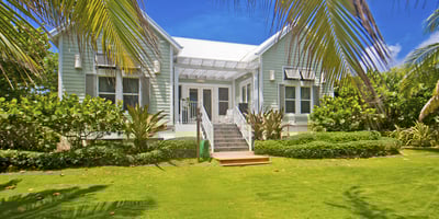 Luxury Villa Photo #4